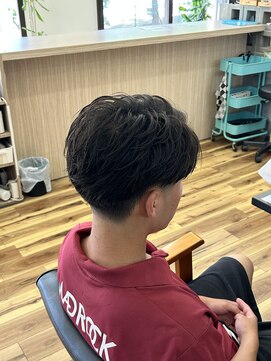 スウェル 千葉店(Swell) テーパーフェード×センターパート