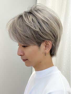 エルヘアメゾン(el. hair maison) ホワイトアッシュ*ハンサムマッシュショート*ホワイトベージュ