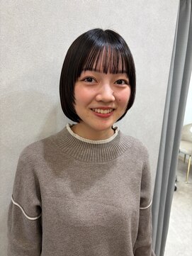 ルフトバイアンビエンテ(Luft by ambiente) 丸みショートボブ