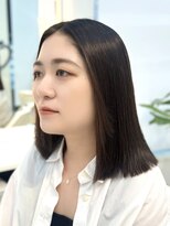 インフィス(INFIS)&nbsp;まとまる美髪ストレートボブ×オリーブグレージュカラー