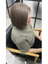 ピックアップ(pick up) 60代 白髪ぼかし ボブ