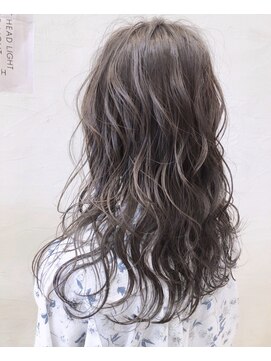 モアナ バイ ヘッドライト 沖縄豊見城店(Moana by HEADLIGHT) 西海岸風パーマ☆