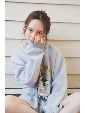 ソラバイディア(SORA by diar) ルーズなゆるふわポニーアレンジ