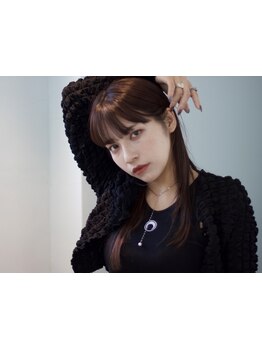 髪を乾かしただけでまとまる！伸びてもデザインが崩れないカットで、サロン帰りのスタイルを長く楽しめる◎