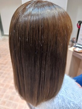 クララ ヒタチナカ(CLALA Hitachinaka) 酸熱トリートメント/オリーブ/小顔カット