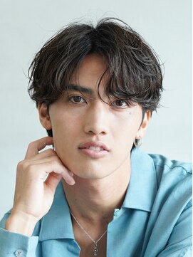 レタッチ バイ フィフス 銀座(RETOUCH by fifth) 銀座ニュアンスパーマミディアムセンターパートツイストパーマ