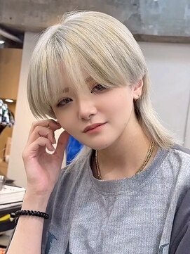 ナチュラル 渋谷(NATURAL) フェザーパーマ/スパイキーショート/サーフカール[メンズ/渋谷]