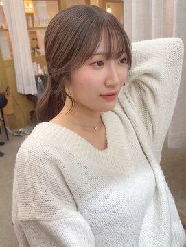 レル(lelu) 結んでも可愛い顔周りカット × モカブラウン