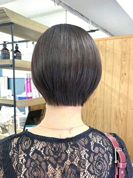 ルアン 上通り(ruen) 首をキレイに見せる丸みショート　ruen 熊本　田口紗羅