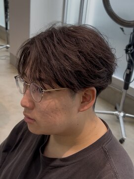 ニコ トウキョウ ロジック(nico TOKYO Logic) メンズセンターパートウルフセンターパートニュアンスパーマ襟足