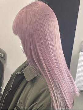 ピンクカラー/ブリーチカラー/ウルフカット/レイヤーカット