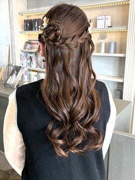 セプト 天神大名(SEPT.) ヘアセット くるみちゃんへア ハーフアップ 編みこみ 10代 20代