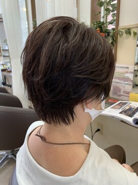 コアフィールフィス(COIFFURE fils) 《見附　今町》ふんわりショート　ダークアッシュ
