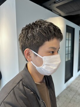 ザウィロー 神保町店(The WILLOW) ナチュラルベリーショート【メンズサロン　TheWILLOW神保町店】