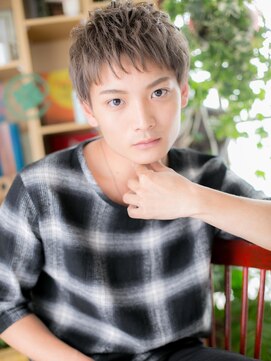 カバーヘア ブリス 川口(COVER HAIR bliss) ハイトーンカラー束感ヘアマッシュウルフm3川口10代20代30代