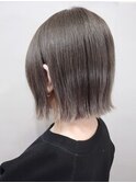 切りっぱなし外ハネボブグレージュカラーシルキーベージュ/池袋