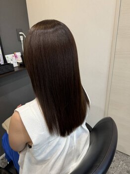 ククナヘアー(Kukuna hair)の写真/癖毛、うねりでお悩みの方必見☆ダメージレスで自然なストレートに！あなたのなりたいを叶えます♪