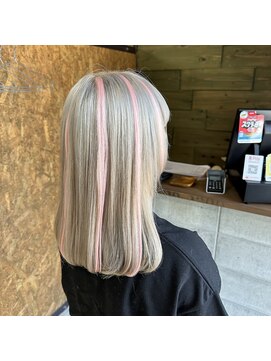 ピンズ(Pins) ホワイトベージュ×ペールピンク