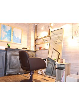 マンツーマン施術・丁寧なカウンセリングがうれしい♪オーナーが最初から仕上げまで担当させて頂きます。