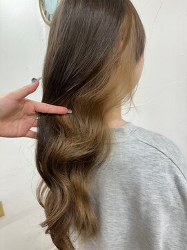 カノン(kanon) 【kanon 松戸】香野優子 ベージュインナー