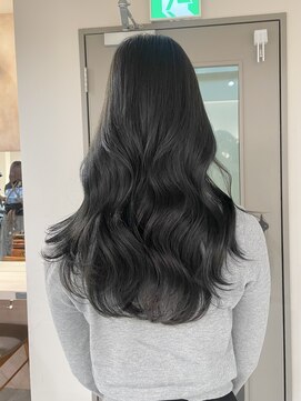 ネオリーブ チロル 横浜西口店(Neolive CiroL.) 黒髪ロング似合わさカットダークアッシュレイヤーカット【横浜】