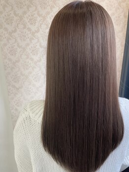 レポ(lepo)の写真/広がり・うねりが気になる方に◎クセや髪質に最適な縮毛矯正で、柔らかくまとまる理想の質感&艶が叶う◎