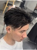 渋谷緩めフェザーショートフェザーパーマメンズショート