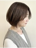 say.ホワイトグレージュ前髪なしショートボブチェリーブラウン