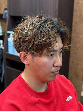 メンズサロン グラン(Men's Salon GRAN) 波巻きツイスパセンターパート《盛岡メンズパーマ》