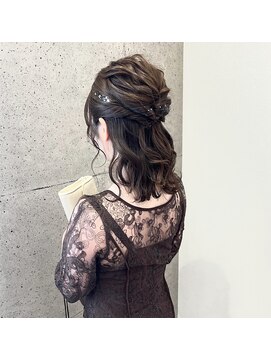 イロ プラス 南田宮店(iro+) 【ｋatsuｙa】ニュアンスハーフアップ