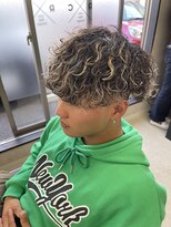 ジーナ 天神(Zina)&nbsp;波巻きパーマ/波巻きスパイラル/メッシュ