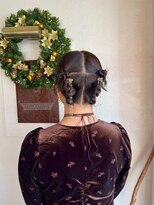 美容室 メザミー MESAMIES&nbsp;サイドツインお団子×三つ編み 結婚式 二次会 お呼ばれ イベント