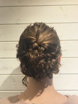 リスタバイネオリーブ 浅草(Re:sta by neolive) ゆるヘアアレンジ Re:sta by neolive