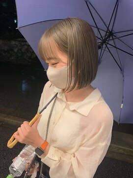 ノエ(noe) 柔らかい透明感グレージュ