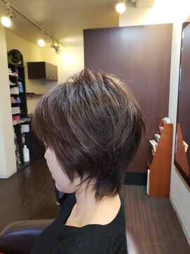 ヘアメイク ビス(Hair Make Bis.) ショートスタイル