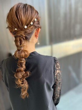 ベルモード デュレ Bellemode dur'ee お呼ばれポニー