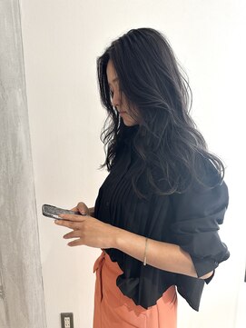 ヨーク(YOKE) YOKE 大人レイヤーカット艶髪アッシュグレージュダブルカラー