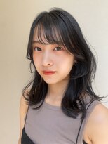 顔まわりカットフェイスレイヤー後れ毛カットミディアムレイヤー