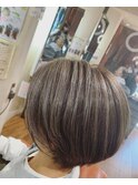 軽やかショートボブ