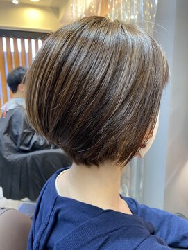 リベア トウキョウ 東大島店(Rever Tokyo) グラボブ/ショートボブ/白髪ぼかし/ハイライト[東大島/東大島駅]