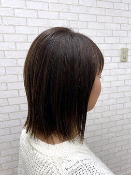 ルピナス(Lupinus) 鎖骨×ボブ