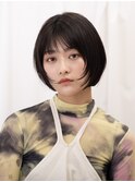 大人可愛い小顔レイヤーボブ前髪あり前下がりショートボブ