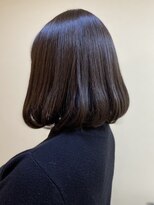 《直方／ルミシャスカラー》ボブヘアー