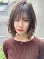 クーエフー(coo et fuu)&nbsp;大人かわいい外ハネボブレイヤーボブグレージュ透明感カラー