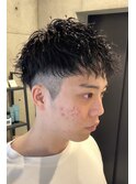 ソフトツイストスパイラルパーマツーブロックニュアンスマッシュ