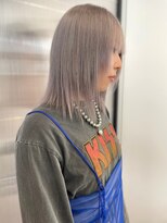 シティ(sity.)&nbsp;ホワイトシルバーカラー　ケアブリーチカラー　レイヤーカット