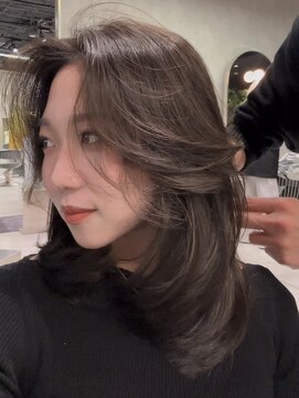 シティ(CITY) かきあげ前髪 レイヤーカット 色気レイヤー