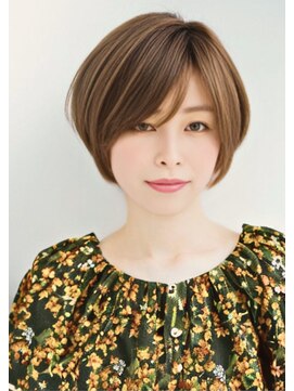 バニラ 重信店(VENIRE) ちょっぴり大人のショートヘア