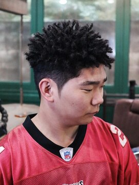 プロショップウェーブ セカンド(PRO SHOP WAVE II) スペインカール/プードルパーマ/メンズパーマ/ニュアンスパーマ