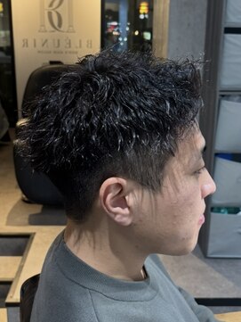 ツイストスパイラル　メンズパーマ